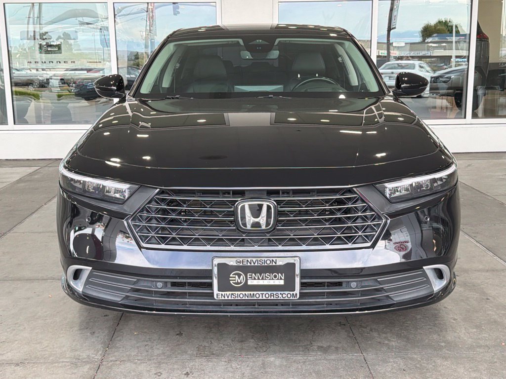 Used 2024 Honda Accord Touring image 4