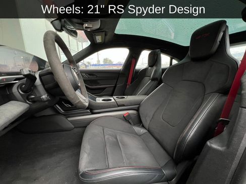 Used 2024 Porsche Taycan GTS image 15