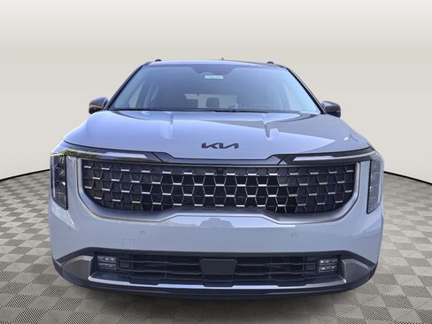 New 2027 Kia Carnival SX FWD image 2