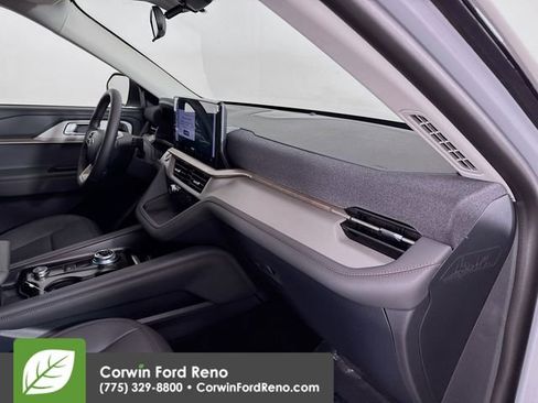 New 2025 Ford Explorer Active w/ Active Comfort Package image 32