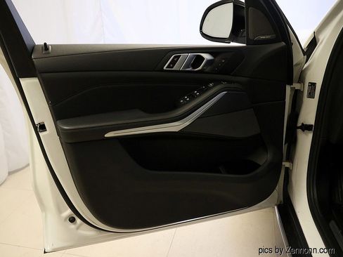 Used 2023 BMW X5 xDrive40i w/ Premium Package image 28