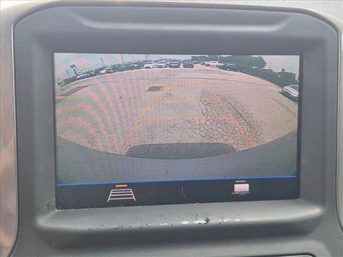 Used 2020 Chevrolet Silverado 1500 Custom w/ Custom Value Package RWD image 10