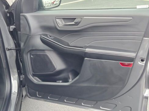 New 2026 Ford Escape Active w/ Cold Weather Package image 4