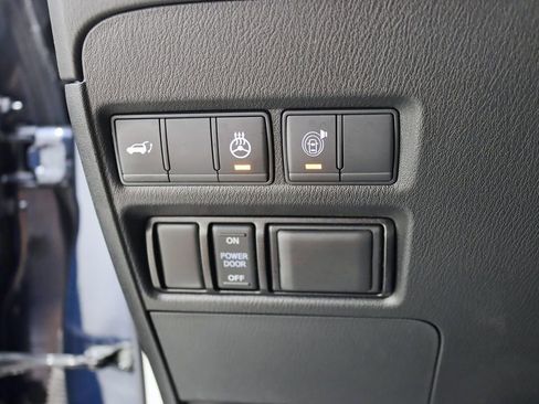 Used 2018 INFINITI QX80 4WD w/ Deluxe Technology Package image 15