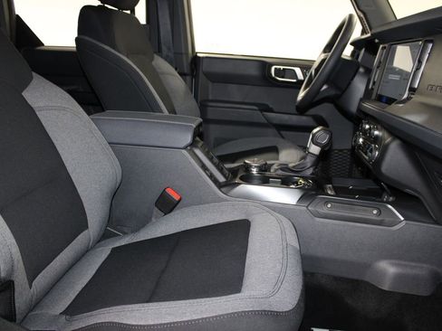 New 2026 Ford Bronco 4-Door AWD/4WD image 23
