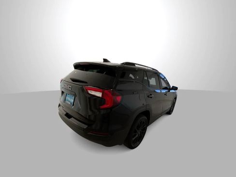 Used 2024 GMC Terrain SLT w/ Tech Package AWD/4WD image 8