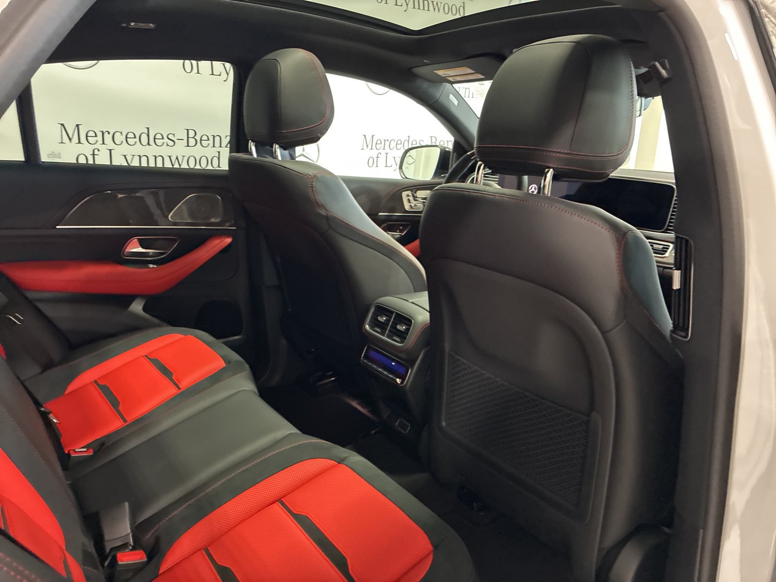 New 2026 Mercedes-Benz GLE 53 AMG 4MATIC Coupe image 21