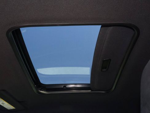 Used 2023 Chevrolet Camaro ZL1 RWD image 22