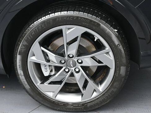 Used 2024 Genesis Electrified GV70 AWD/4WD image 37