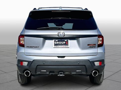 Used 2023 Honda Passport TrailSport image 5