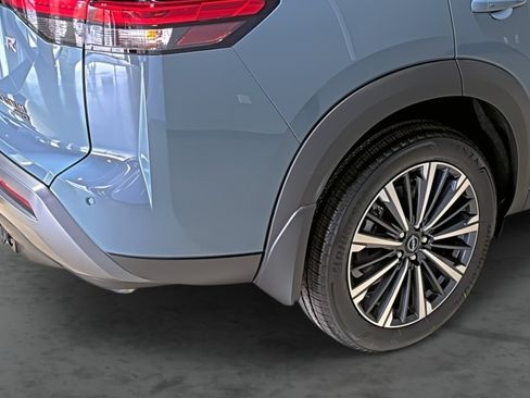 New 2026 Nissan Pathfinder Platinum AWD/4WD image 13
