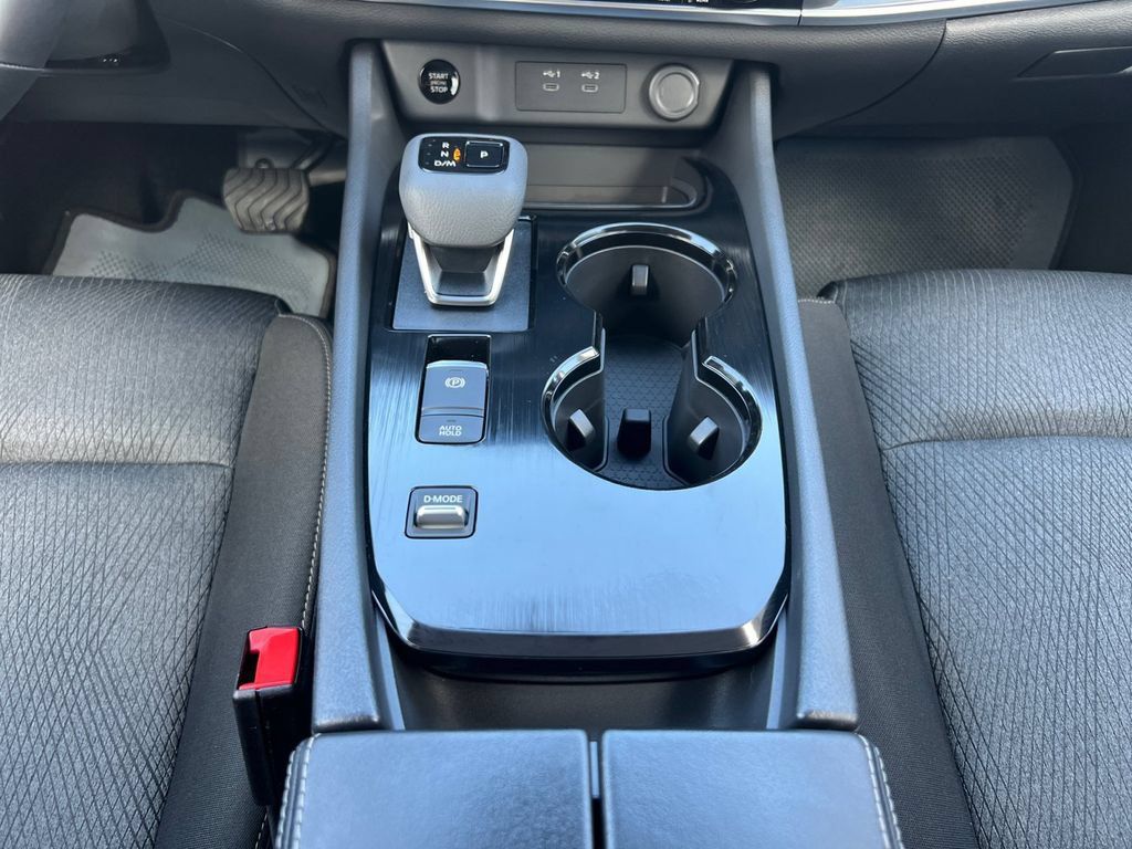 New 2026 Nissan Rogue SV FWD image 12