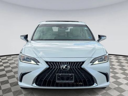 Used 2025 Lexus ES 350 w/ Premium Package FWD image 6