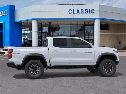 New 2026 Chevrolet Colorado ZR2 w/ Technology Package AWD/4WD image 5