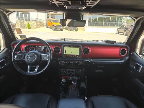 Used 2021 Jeep Wrangler Unlimited Rubicon AWD/4WD image 17
