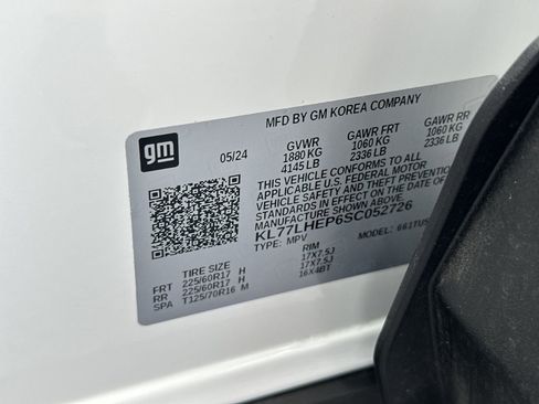 Used 2025 Chevrolet Trax LT w/ Driver Confidence Package FWD image 35