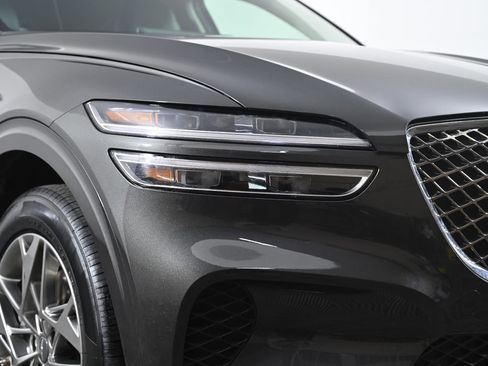 Used 2025 Genesis GV70 2.5T image 4