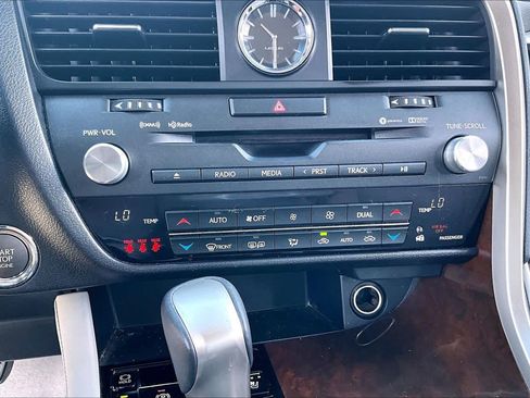 Used 2018 Lexus RX 350 FWD w/ Premium Package image 32