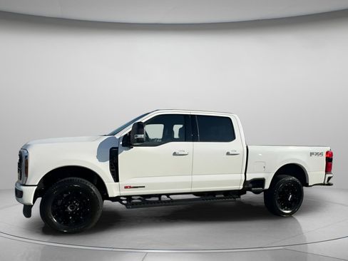 New 2026 Ford F350 Lariat w/ Black Appearance Package AWD/4WD image 15