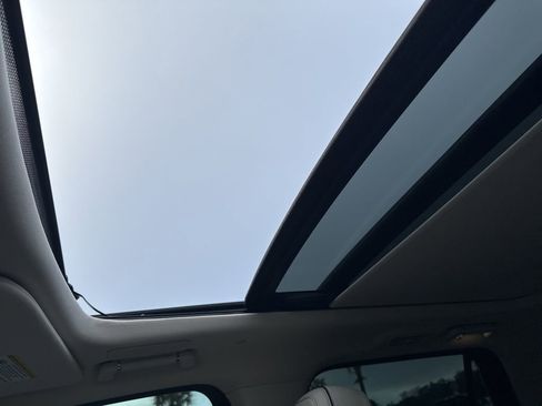 Used 2024 Lincoln Navigator Black Label image 14