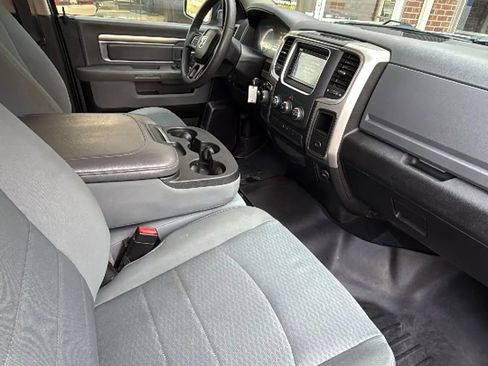 Used 2019 RAM 1500 Classic SLT RWD image 20