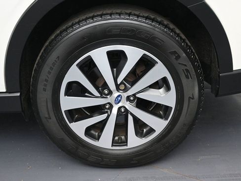 Used 2021 Subaru Outback Premium AWD/4WD image 11