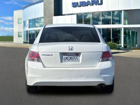 Used 2010 Honda Accord LX image 7