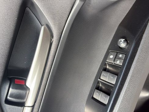 Used 2025 Toyota Camry LE FWD image 20