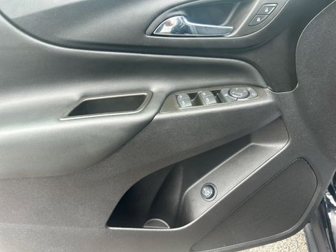 Used 2024 Chevrolet Equinox LT image 10