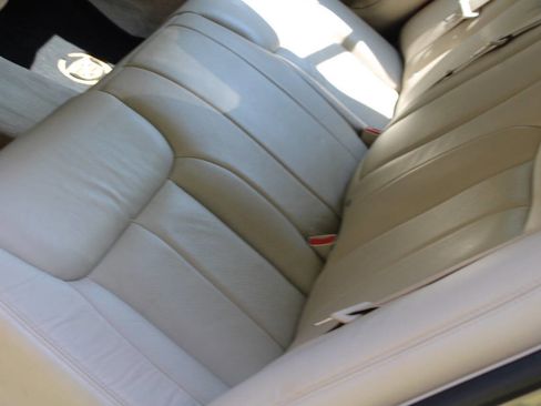 Used 2011 Cadillac DTS image 24