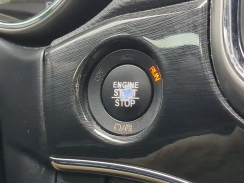 Used 2017 Jeep Grand Cherokee Trailhawk w/ Trailhawk Luxury Group image 37