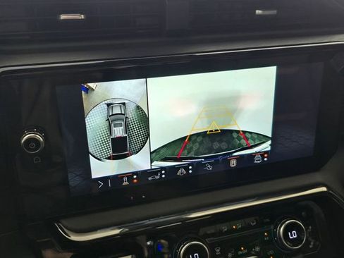 Used 2025 GMC Sierra 1500 AT4 w/ AT4 Premium Package AWD/4WD image 35