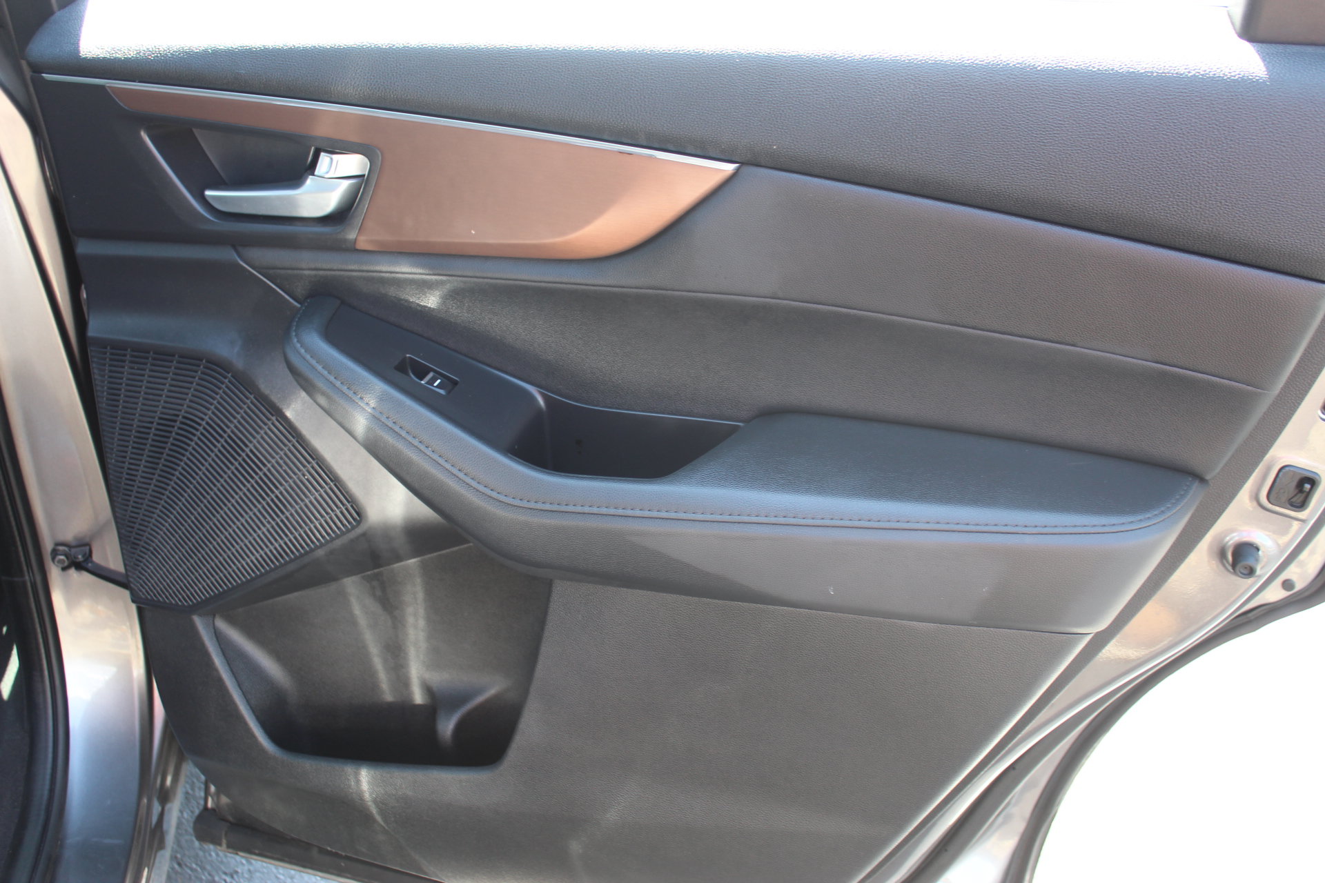 Used 2022 Acura MDX FWD image 31