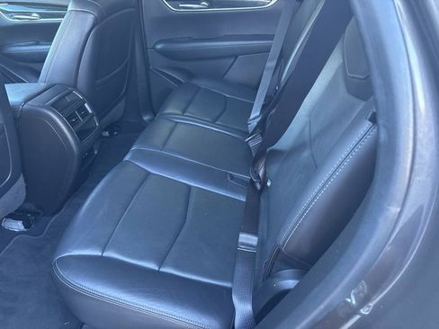 Used 2020 Cadillac XT5 Premium Luxury FWD image 27