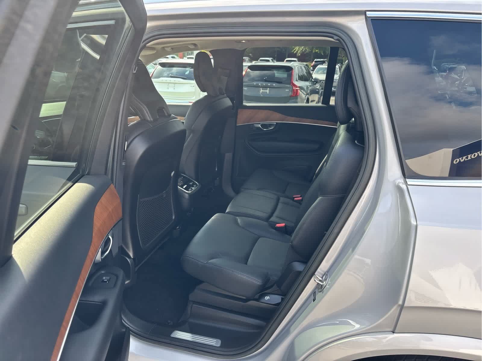 Used 2023 Volvo XC90 B6 Plus w/ Protection Package AWD/4WD image 15