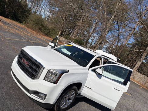 Used 2019 GMC Yukon SLT w/ Open Road Package RWD image 32