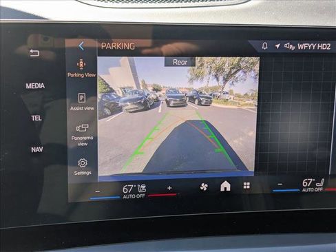 Used 2025 BMW X1 xDrive28i image 9