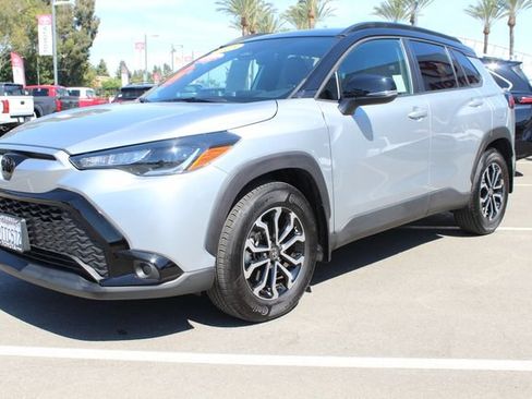 Used 2025 Toyota Corolla Cross AWD Hybrid image 4