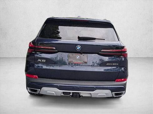 New 2026 BMW X5 xDrive50e image 7