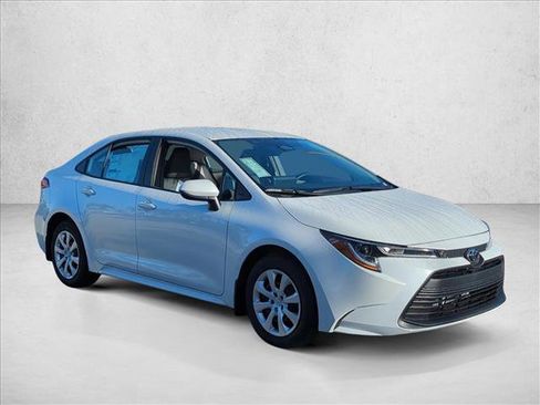 New 2026 Toyota Corolla LE image 3