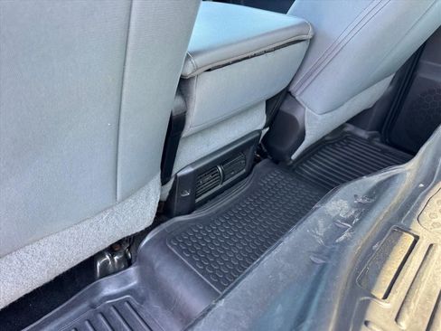 Used 2017 RAM 2500 Tradesman w/ Chrome Appearance Group AWD/4WD image 16