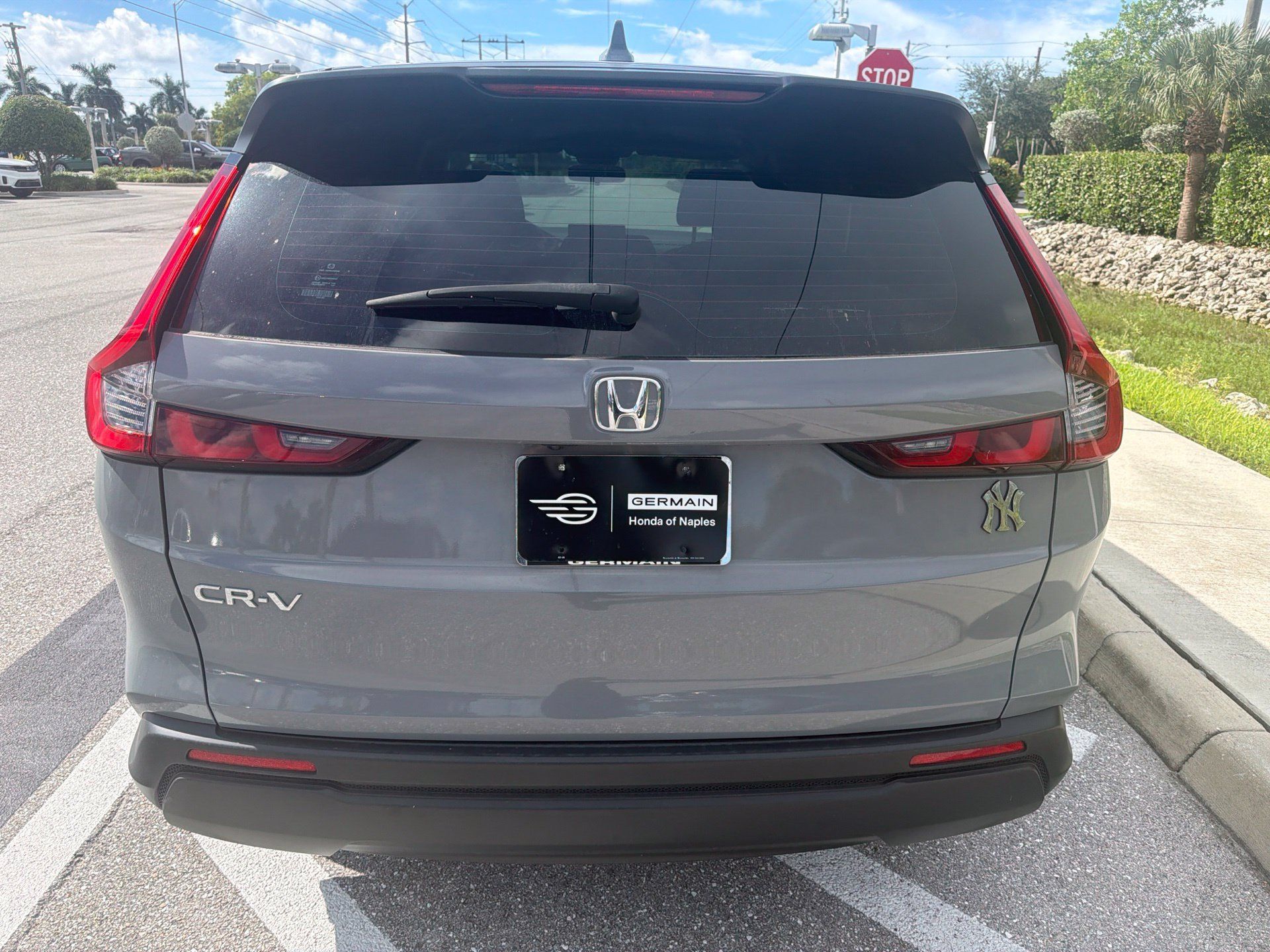 Used 2024 Honda CR-V LX image 5
