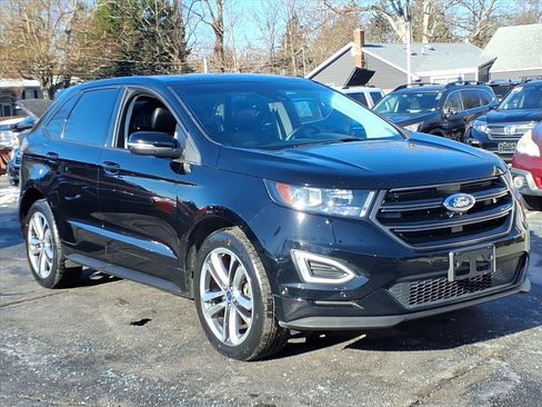 Used 2018 Ford Edge Sport w/ Equipment Group 401A image 3