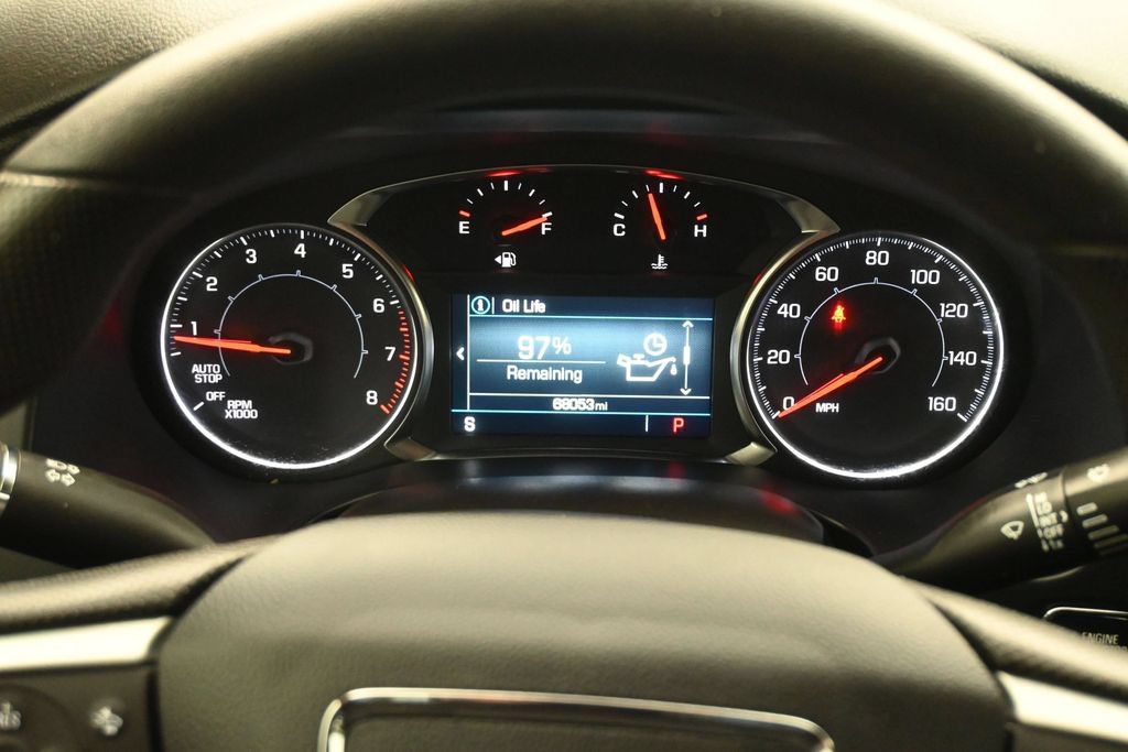Used 2023 GMC Acadia SLE FWD image 9