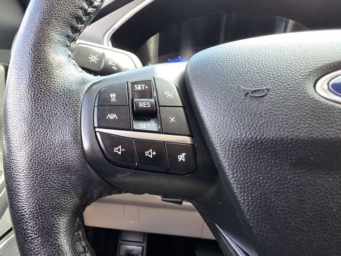 Used 2020 Ford Escape Titanium AWD/4WD image 30