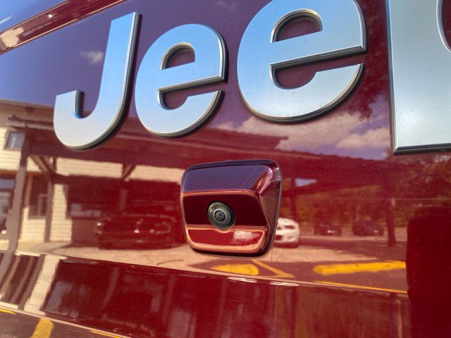Used 2021 Jeep Gladiator Overland AWD/4WD image 11