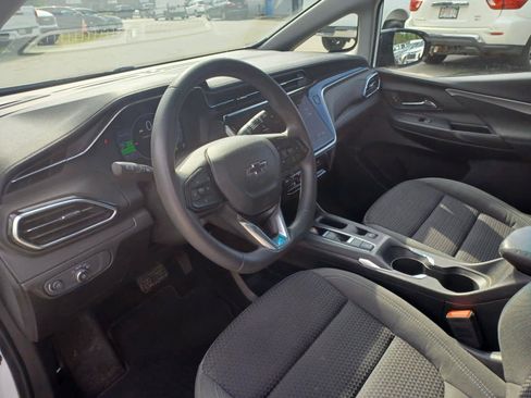 Used 2023 Chevrolet Bolt LT FWD image 8