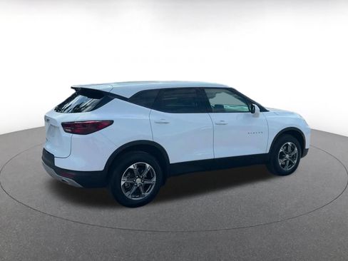Used 2026 Chevrolet Blazer LT AWD/4WD image 14