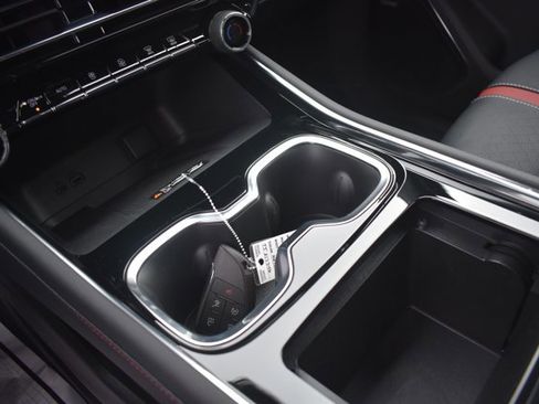 New 2026 Chevrolet Traverse RS w/ LPO, Floor Liner Package image 29