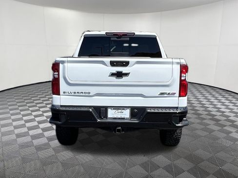 Used 2025 Chevrolet Silverado 1500 ZR2 w/ Technology Package AWD/4WD image 5